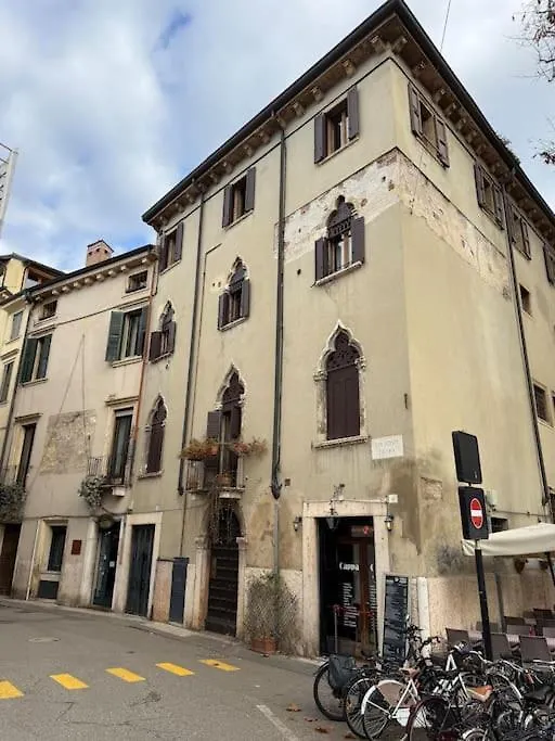 Roel Apartments Ponte Pietra Verona